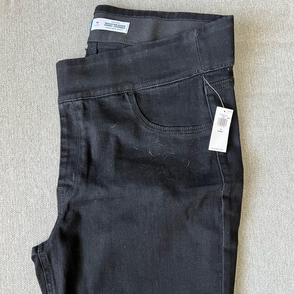 Black pull on jegging